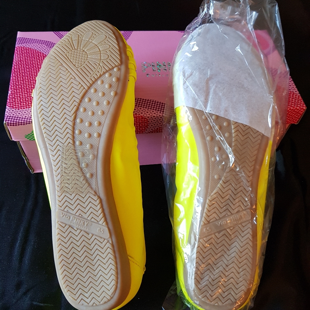 Shoes - Picture 5 of 5